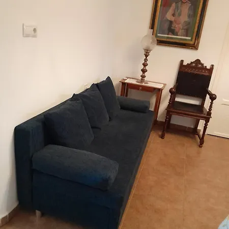 Antonio Guesthouse Alicante-2