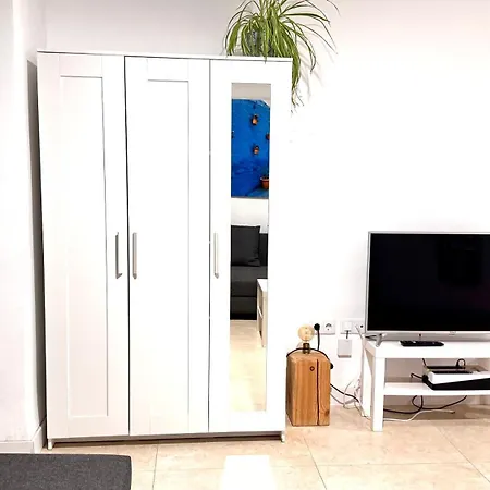 Soho Boho Apartments - With Sunny Rooftop Terrace And Fiber Optic Internet-3