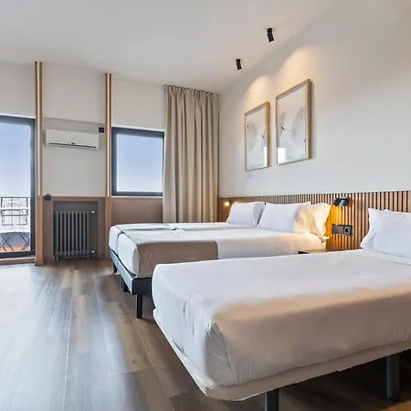 Hotel Acta Madfor-3