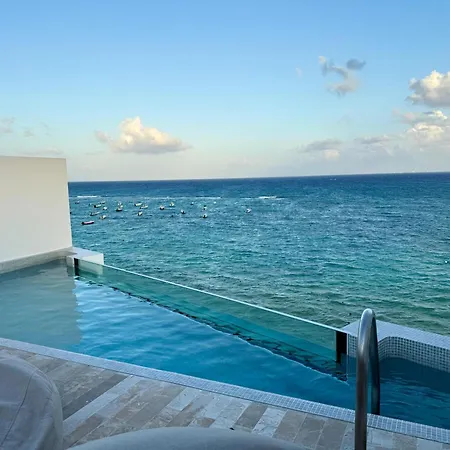 It Beach Condo-2