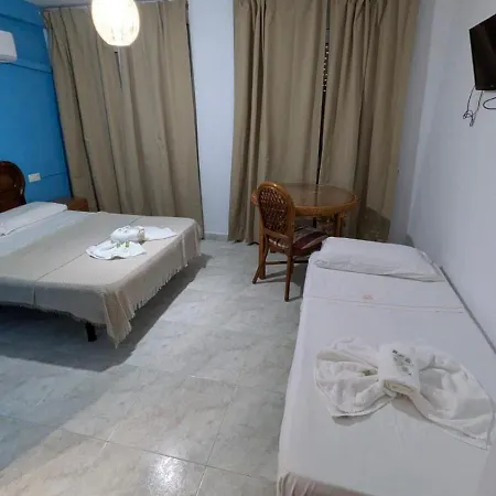 Hostal Europa-2