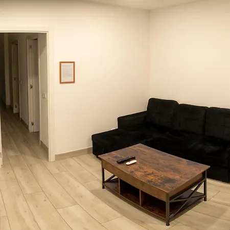 Only for Women Hostel Madrid-Sol-3