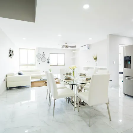 Palmarena Rooms & Residences - Long Stay Comfort With Parking, Sauna, Gym & Pool - Steps From 5Th Avenue-2