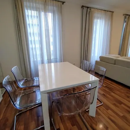 Alicante Suite Centro habitación con baño privado-2
