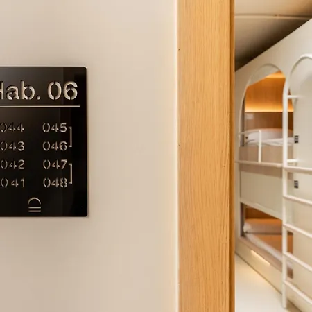 Literal Hostel-2