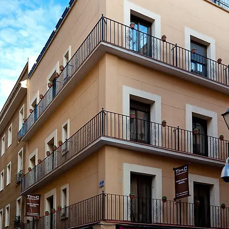 Thc Tirso Molina Hostel-3