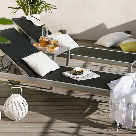 Eric Voekel Boutique Apartments - Madrid Suites-3