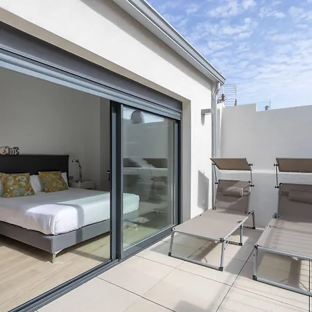 Arenal Suites Alicante-2