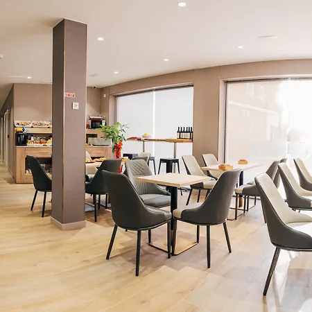 Hotel Golden Madrid-2