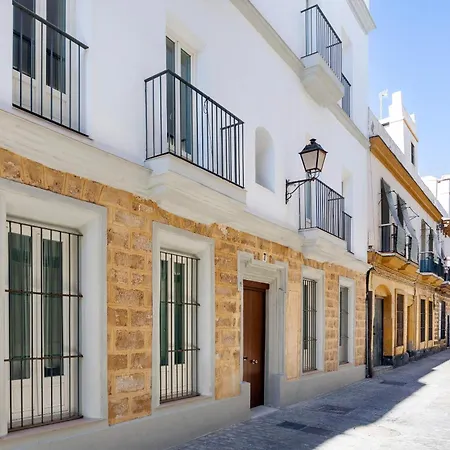 Genteel Home Patrocinio Cádiz-3