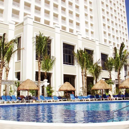 Riu Emerald Bay-2