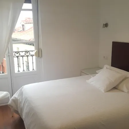 Hostal Santa Isabel-2