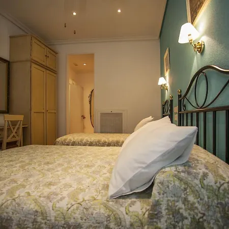Ava Rooms-3