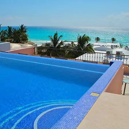 Izcalli Luxury Villa-2