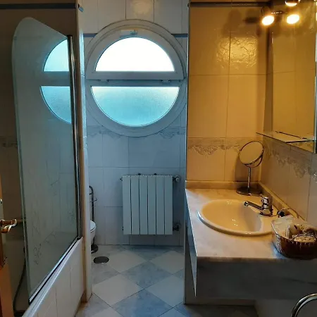 Chalet Avila Rooms-3