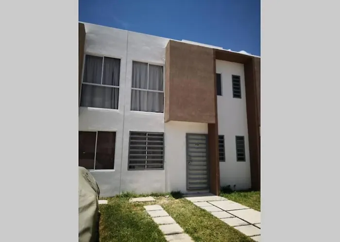 Villa Residencial Con Seguridad Y Areas Recreativas. Cancún