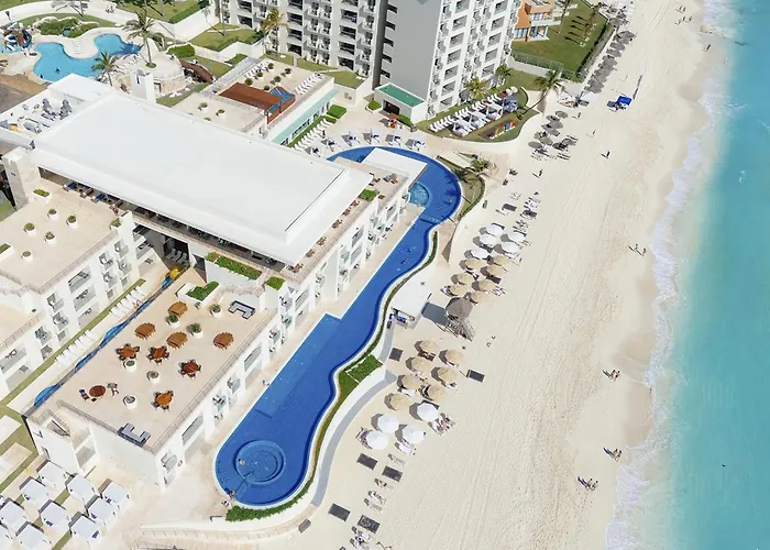 Emporio Cancún