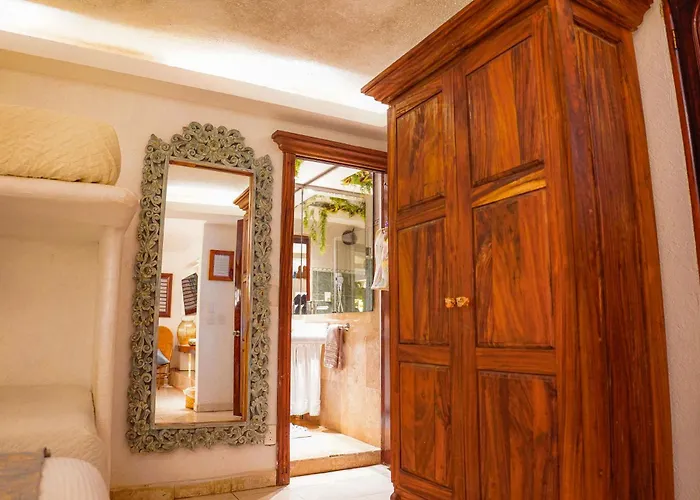 Casa Jaguar Hotel Boutique&Galería Acapulco