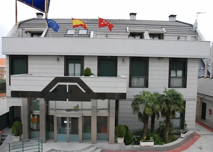 Hostal Los 5 Pinos Madrid